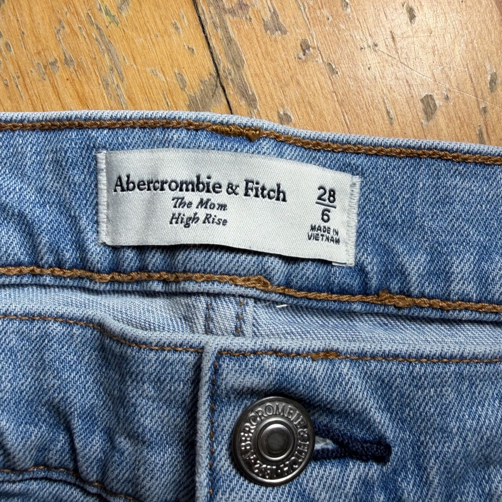 Abercrombie & Fitch Light Blue Distressed Jeans - Picture 2 of 5
